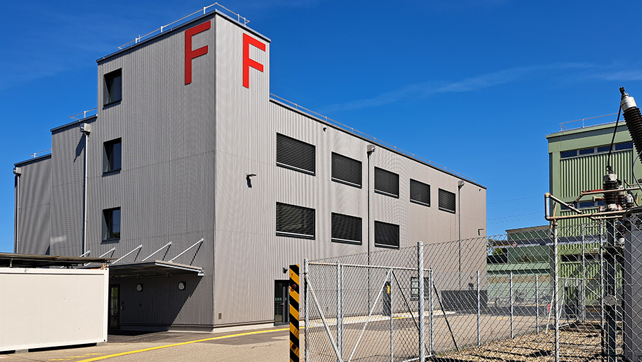 Kernkraftwerk Beznau, Kombigebäude